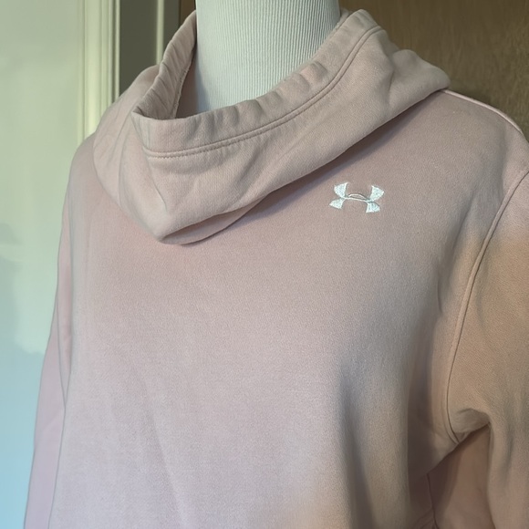 Cropped Hoodie - Picture 2 of 4